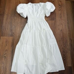 Moon River Poplin Puff Sleeve Dress